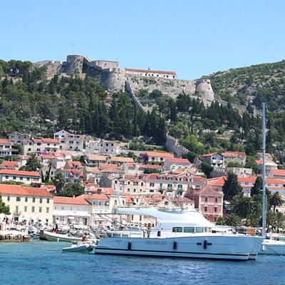 hvar